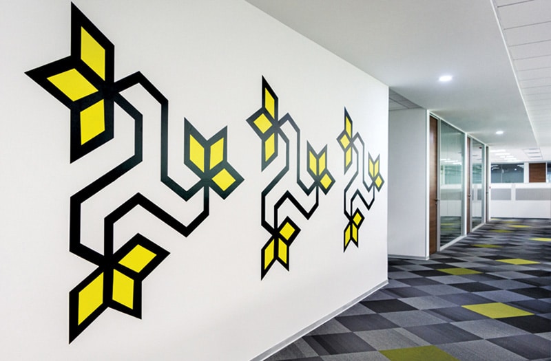Using wall graphics in office design to increase productivity